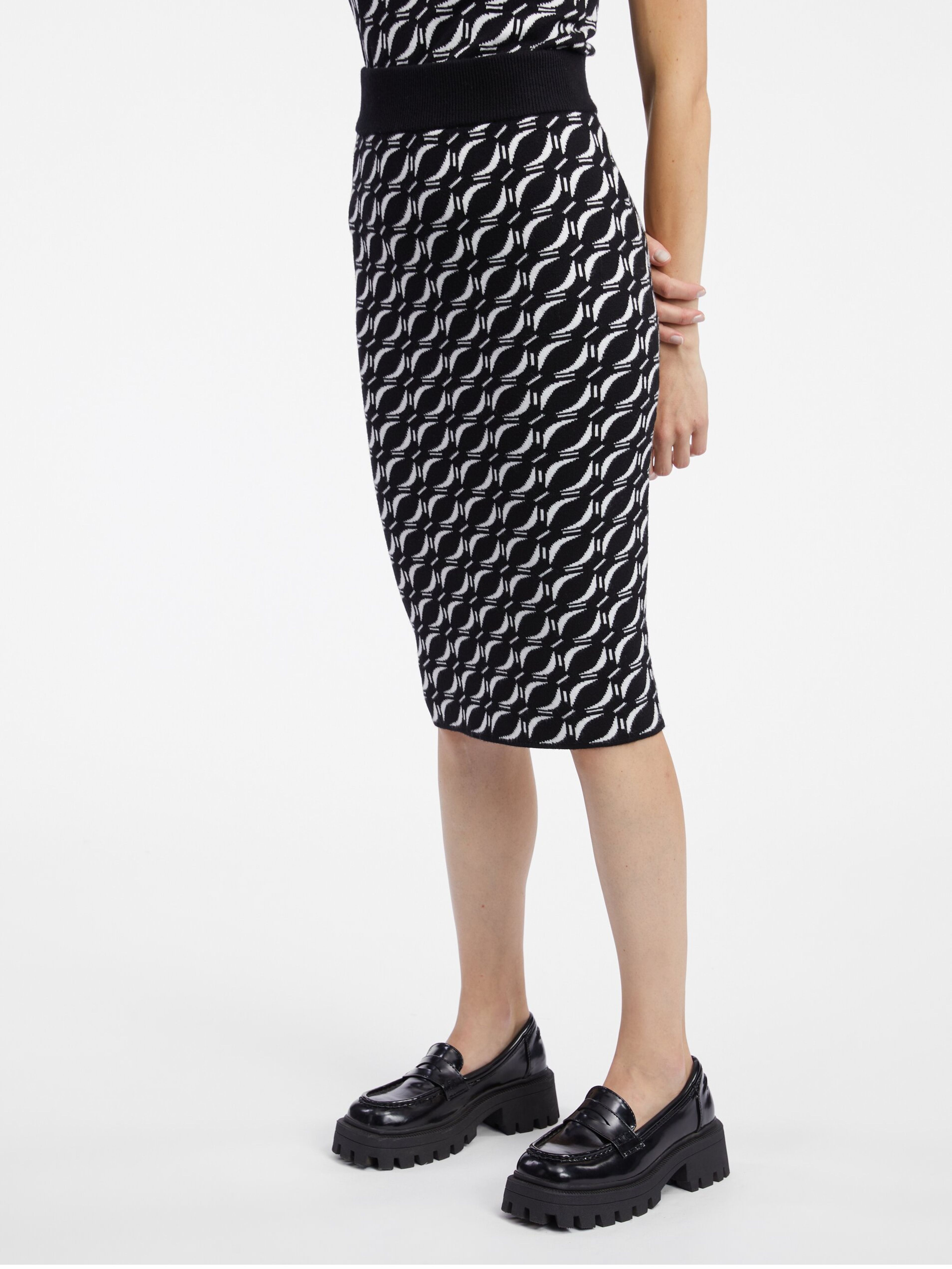 Bílo-černá dámská vzorovaný svetrová sukně ORSAY