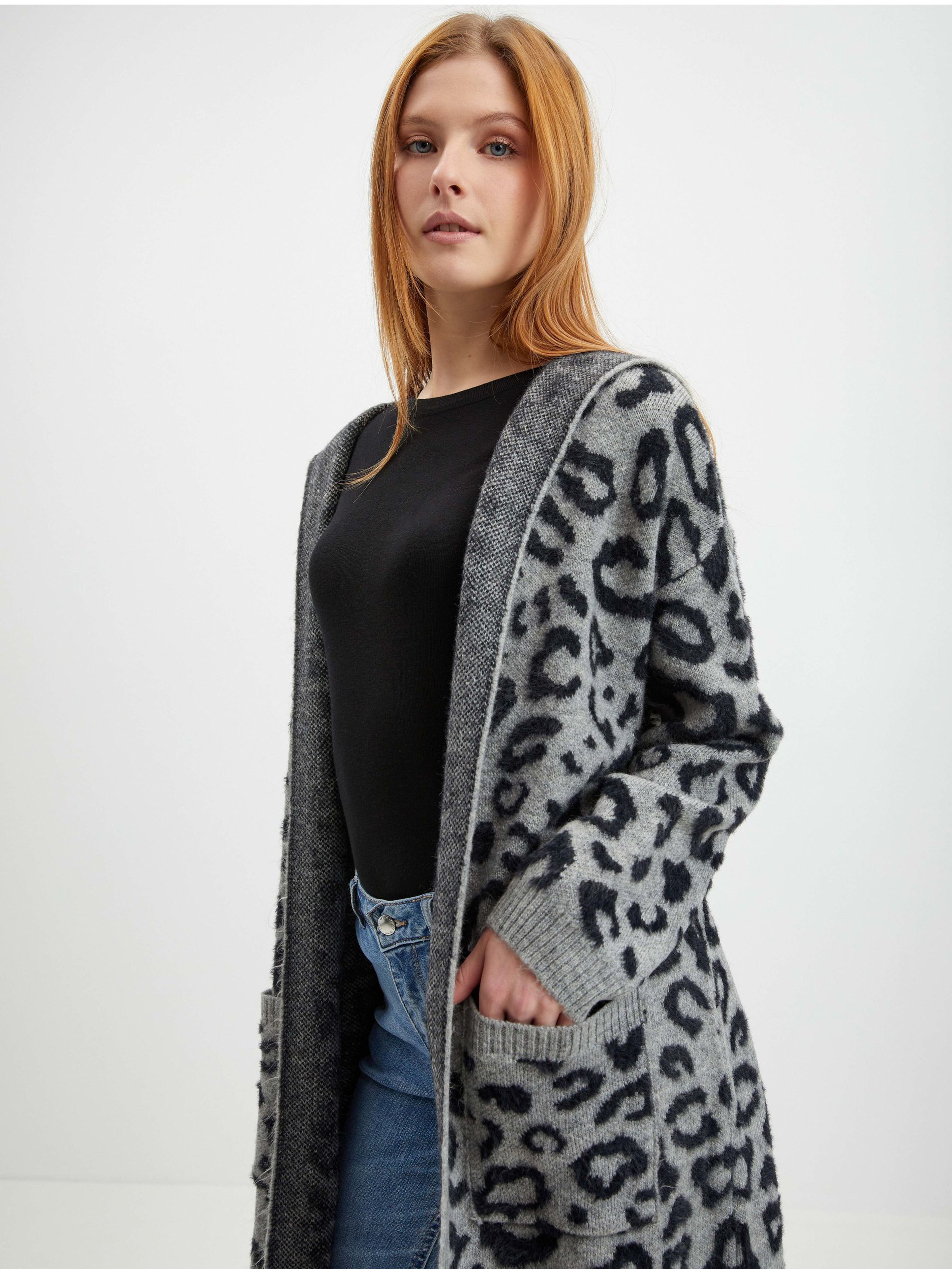 Šedý dámsky vzorovaný sveter s kapucňou ORSAY