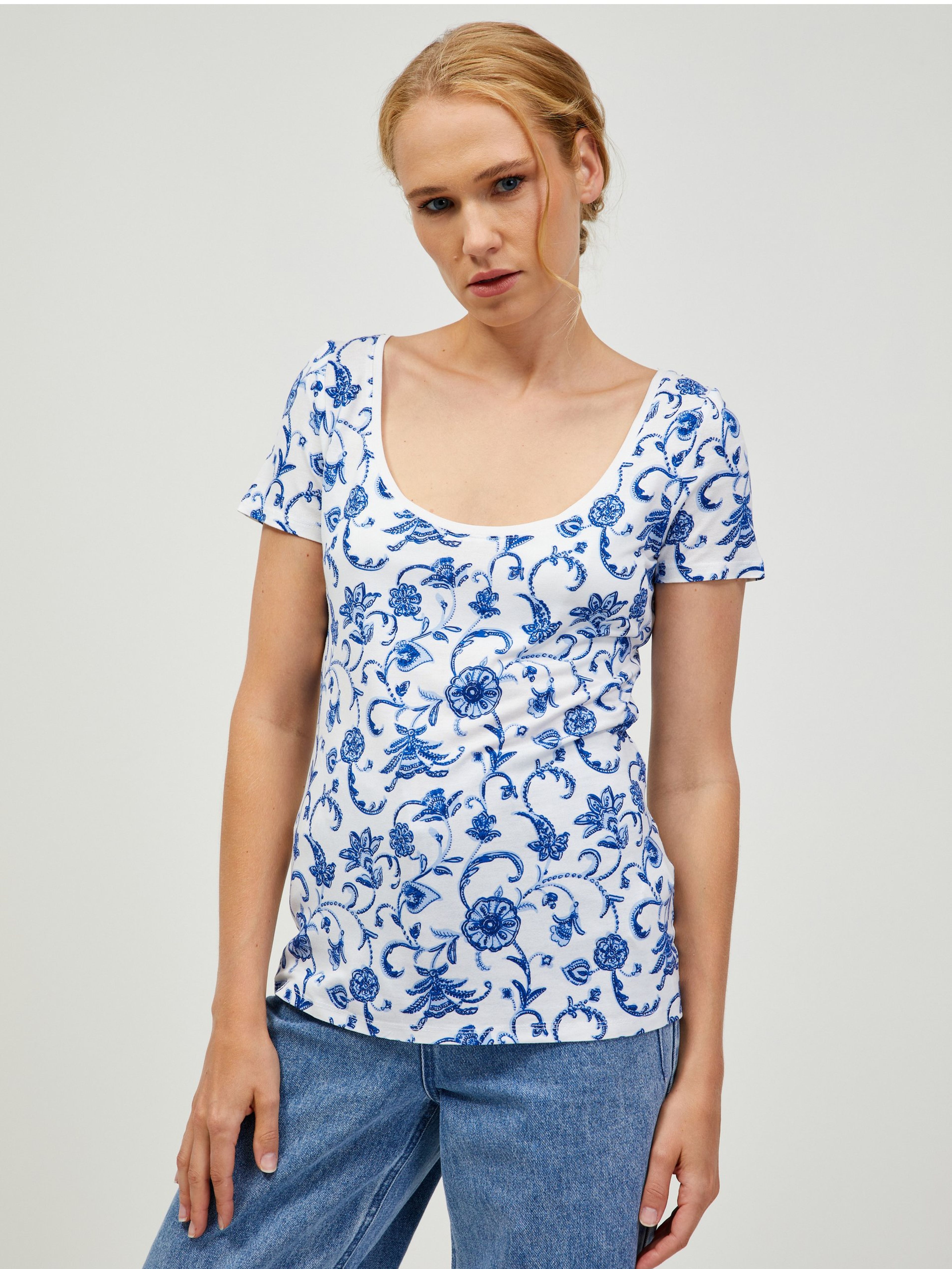 Modro-biele vzorované tričko ORSAY