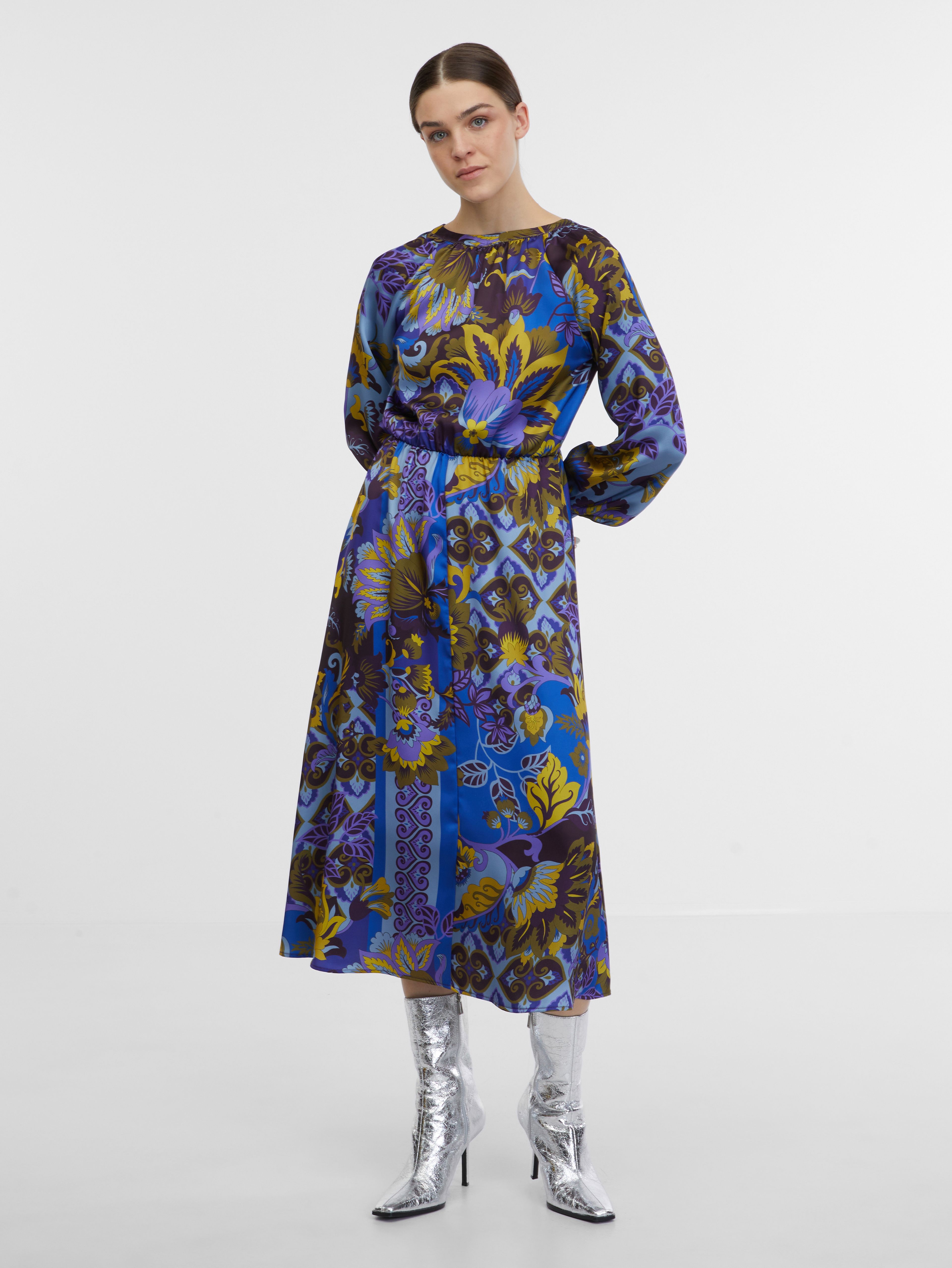 Niebieska damska wzorzysta satynowa sukienka midi ORSAY