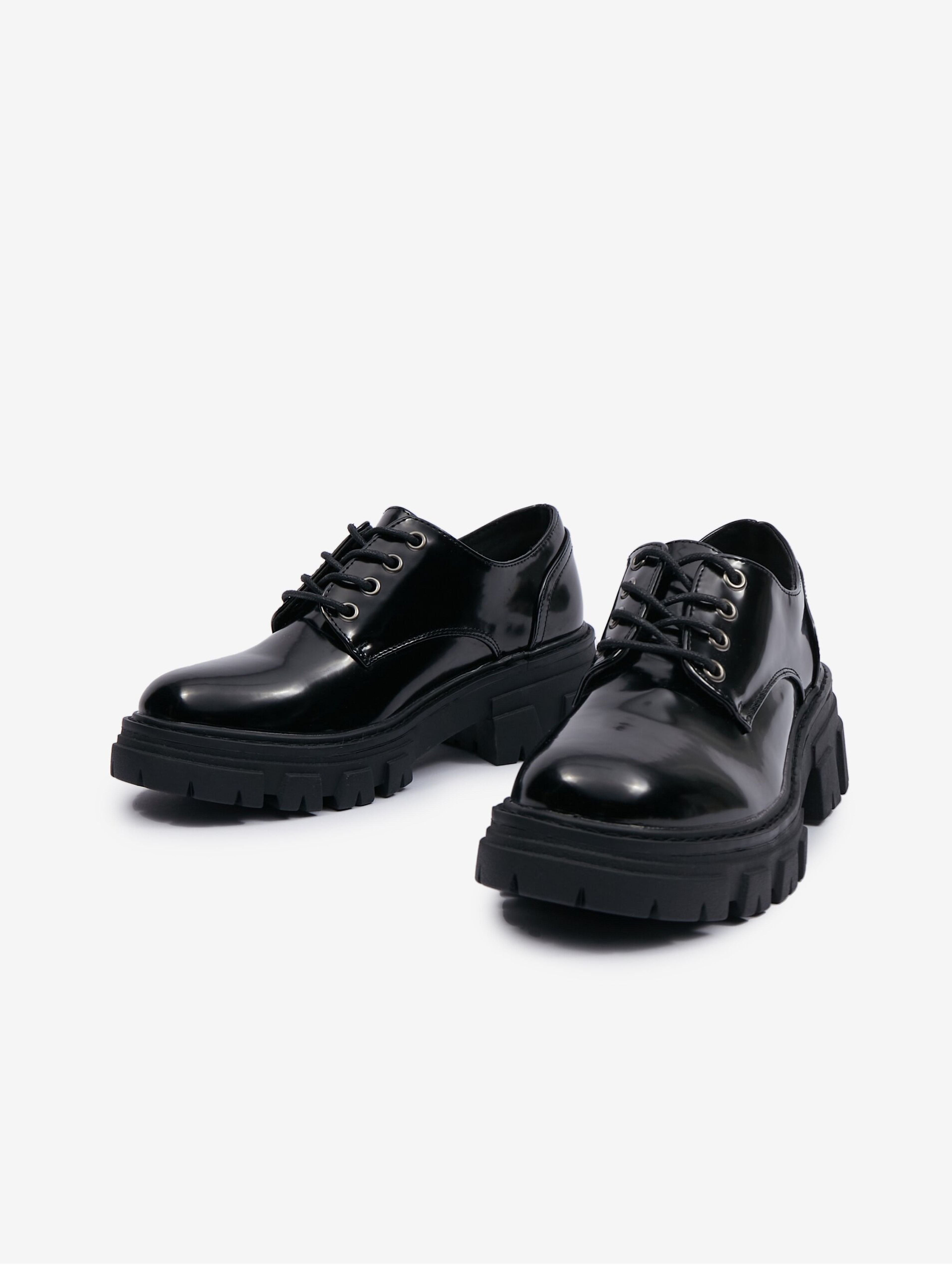 Czarne damskie buty na platformie ORSAY