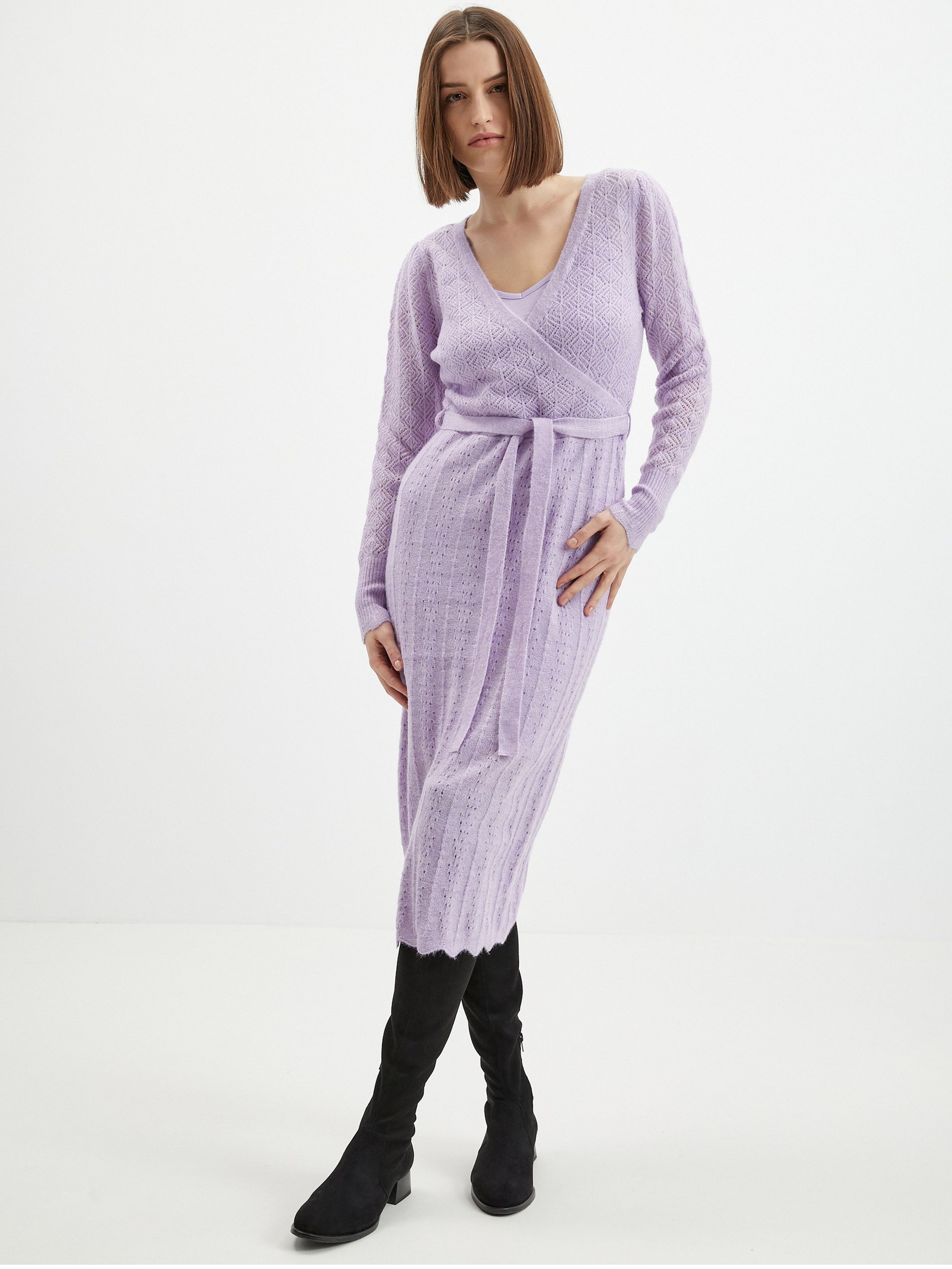 Jasnofioletowa damska sweterkowa sukienka midi z domieszką wełny ORSAY