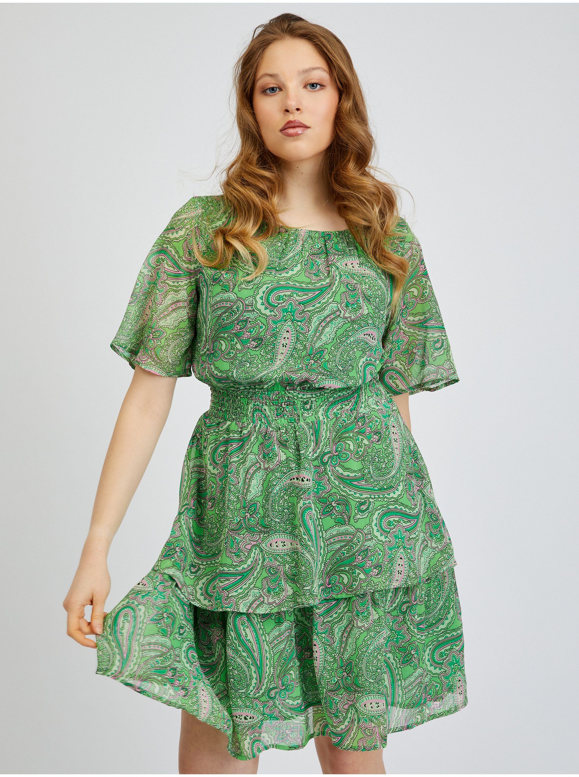 gr-nes-gemustertes-damenkleid-orsay-orsay-de-der-offizielle-e-shop