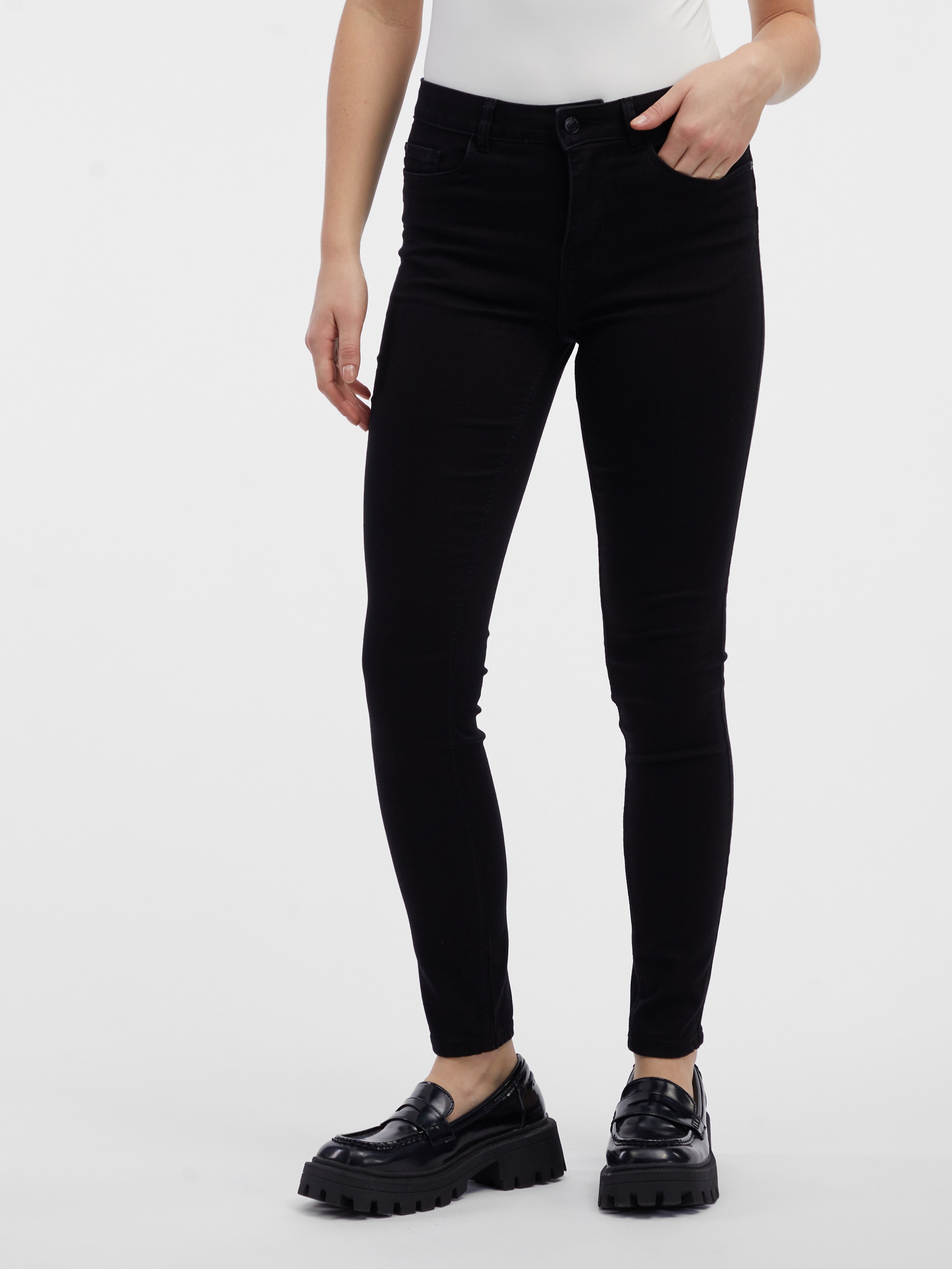 Czarne jeansy damskie skinny fit ORSAY