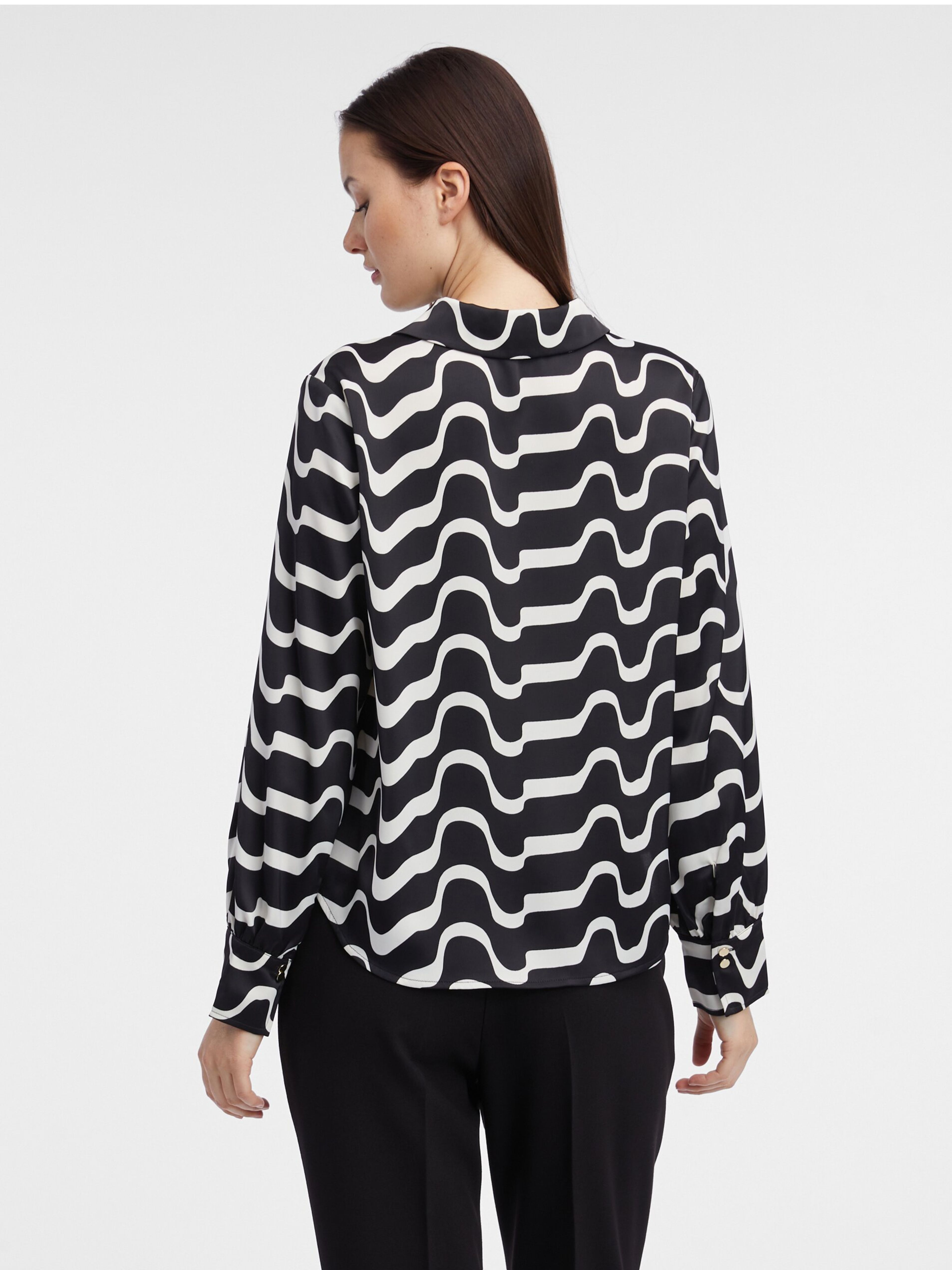 belo-rna-enska-vzor-asta-bluza-orsay-orsay-si-uradna-spletna